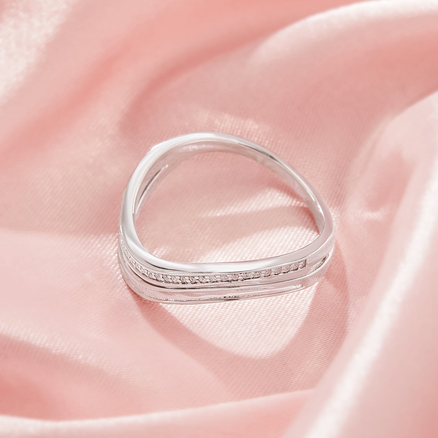 Nora Ring