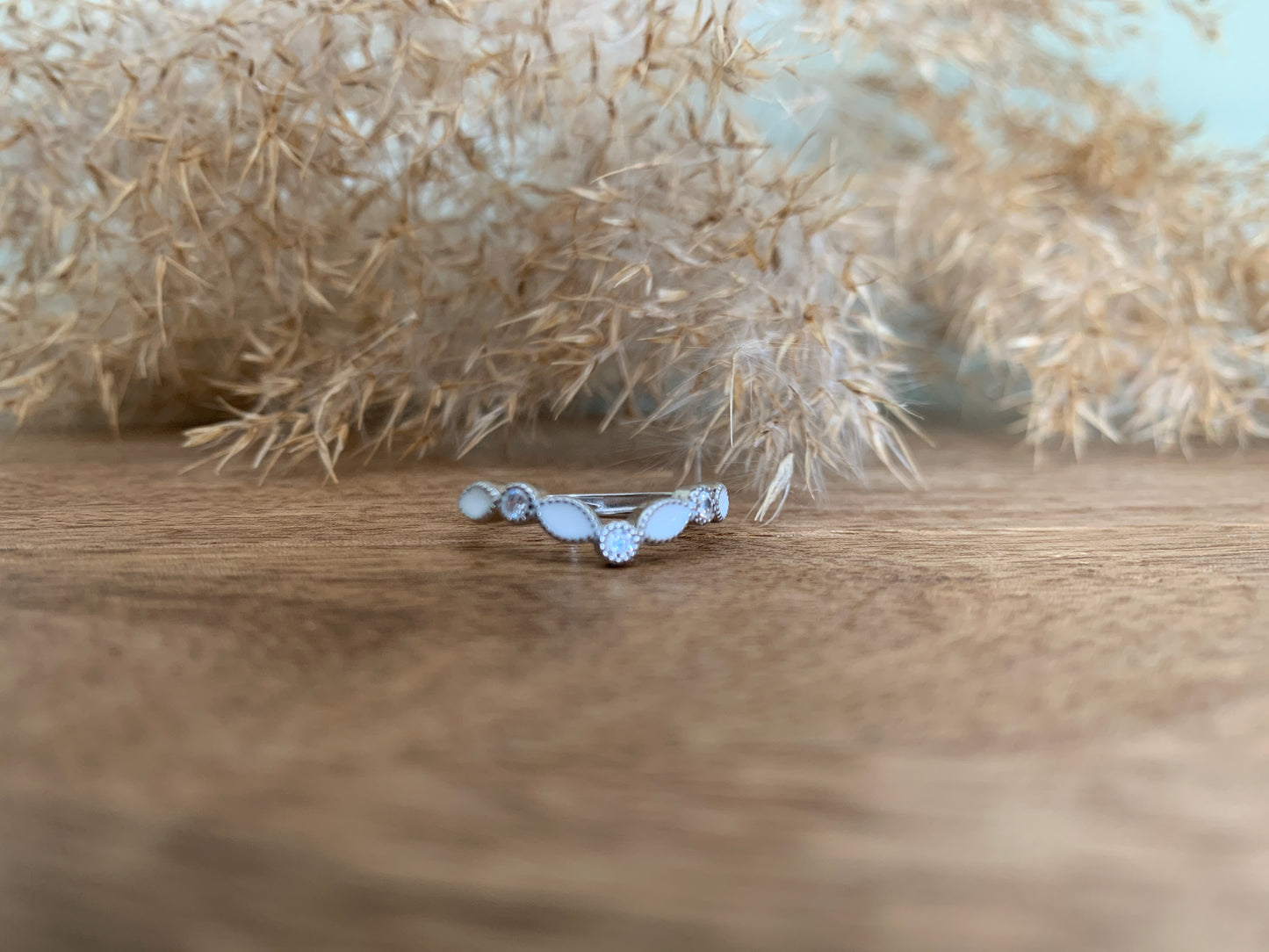 Ava Ring
