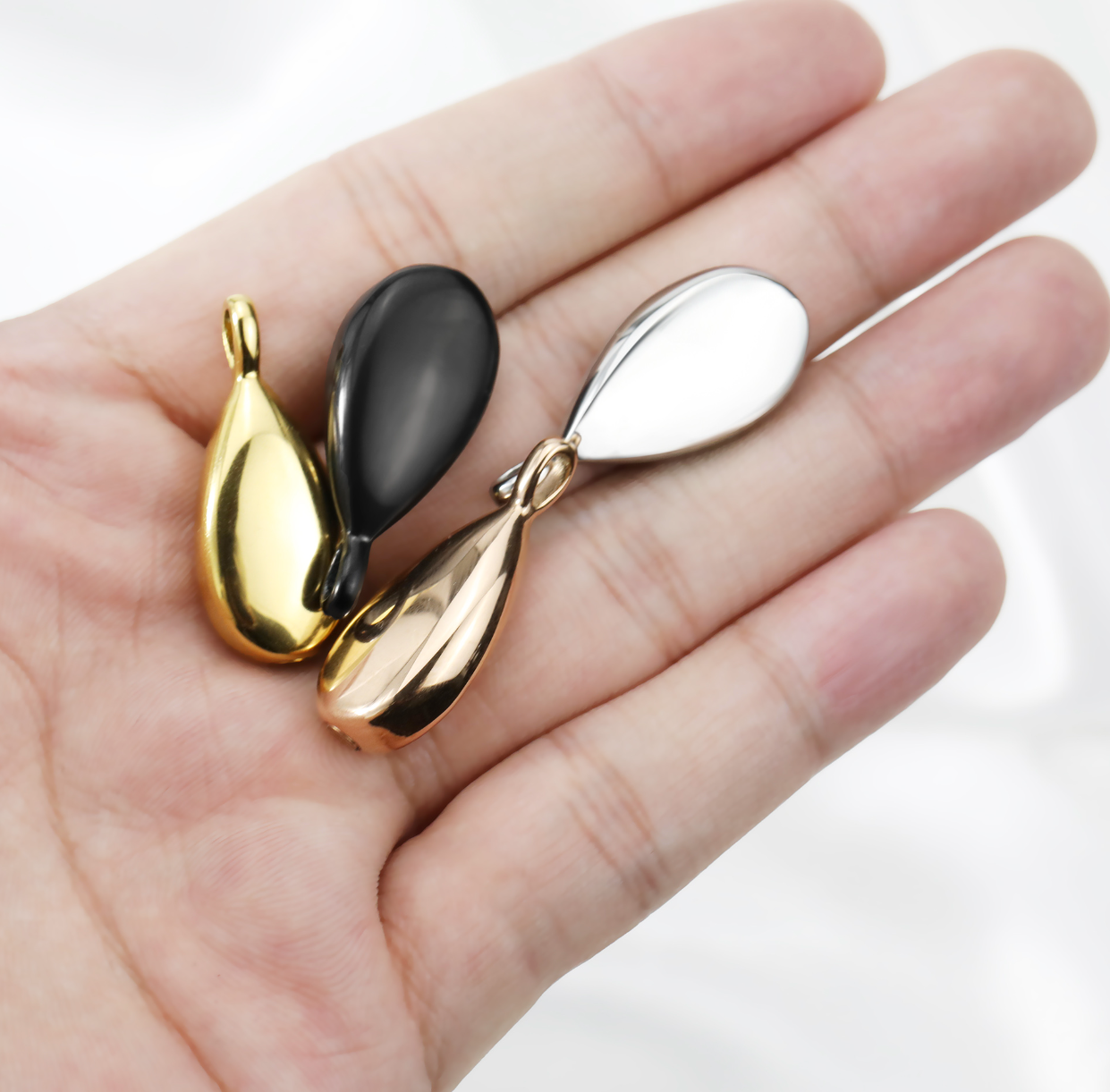 Teardrop Urn Pendant